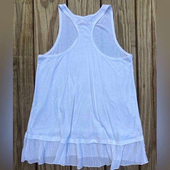 hollister women’s white halter back tank top - Picture 2 of 4